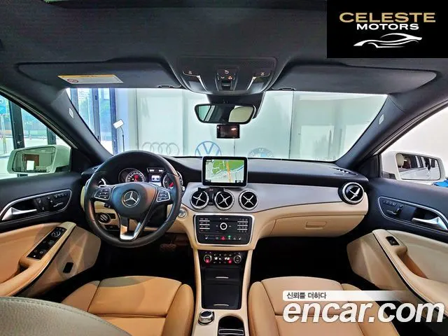 MERCEDES BENZ GLA-Classe X156 GLA200 d 2016 — photo 9 sur 26
