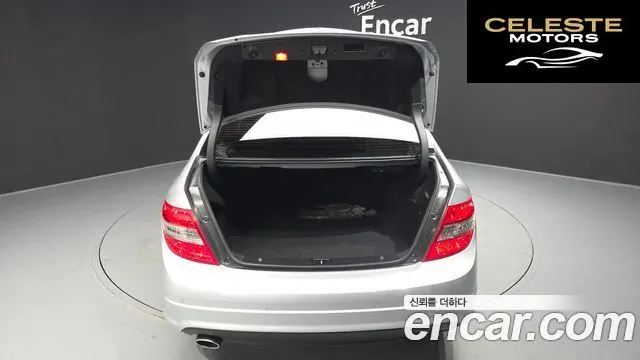 MERCEDES BENZ C-Classe W204 C200K Avantgarde 2010 — photo 20 sur 20