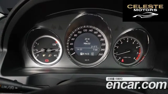 MERCEDES BENZ C-Classe W204 C200K Avantgarde 2010 — photo 8 sur 20