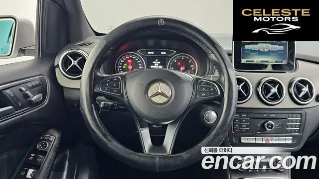 MERCEDES BENZ B-Classe W246 B200 d 2016 — photo 13 sur 26