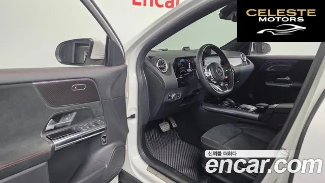 MERCEDES BENZ GLA-Classe H247 GLA250 4MATIC 2022 — photo 10 sur 20