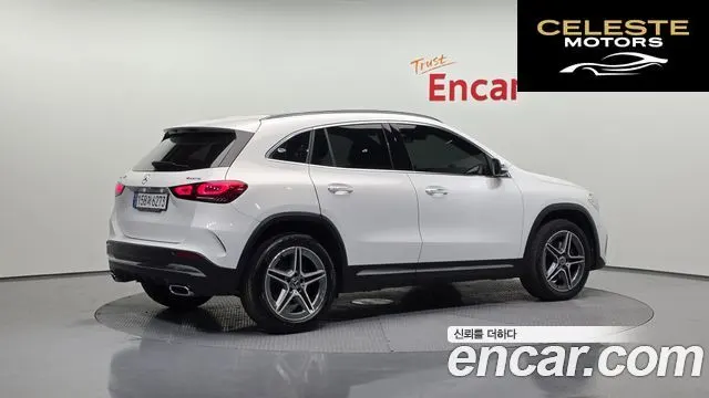 MERCEDES BENZ GLA-Classe H247 GLA250 4MATIC 2022 — photo 2 sur 20
