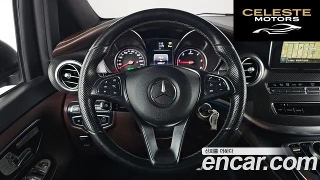 MERCEDES BENZ V-Classe V250 2018 — photo 13 sur 20