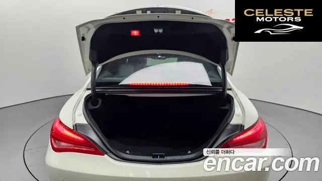 MERCEDES BENZ CLA-Classe C117 CLA200 d 2016 — photo 20 sur 20