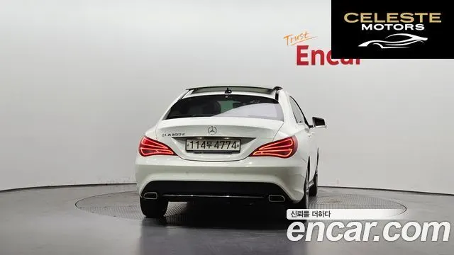 MERCEDES BENZ CLA-Classe C117 CLA200 d 2016 — photo 4 sur 20