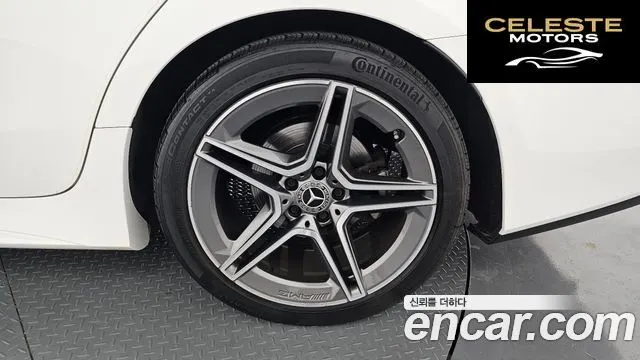 MERCEDES BENZ CLS-Classe C257 CLS300d 4MATIC 2022 — photo 7 sur 33