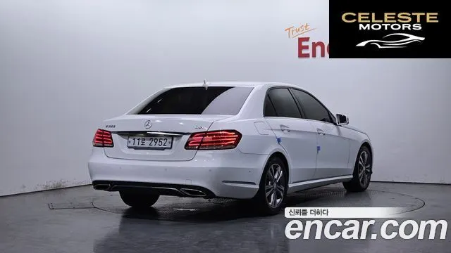 MERCEDES BENZ E-Classe W212 E220 CDI Avantgarde 2016 — photo 2 sur 20