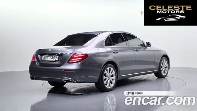 MERCEDES BENZ E-Classe W213 E300 Exclusive 2019 — photo 2 sur 20