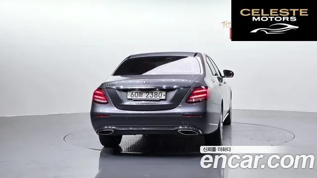 MERCEDES BENZ E-Classe W213 E300 Exclusive 2019 — photo 4 sur 20