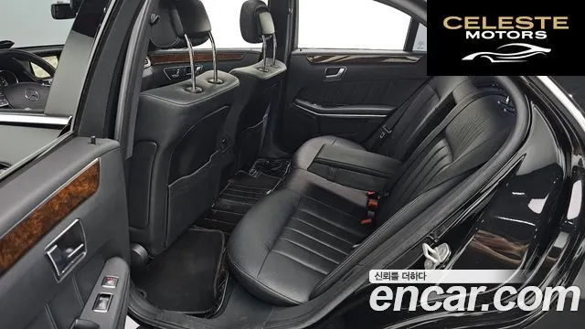 MERCEDES BENZ E-Classe W212 E300 2015 — photo 12 sur 20