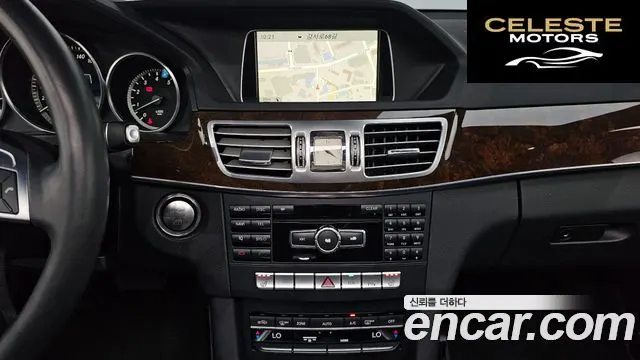 MERCEDES BENZ E-Classe W212 E300 2015 — photo 14 sur 20