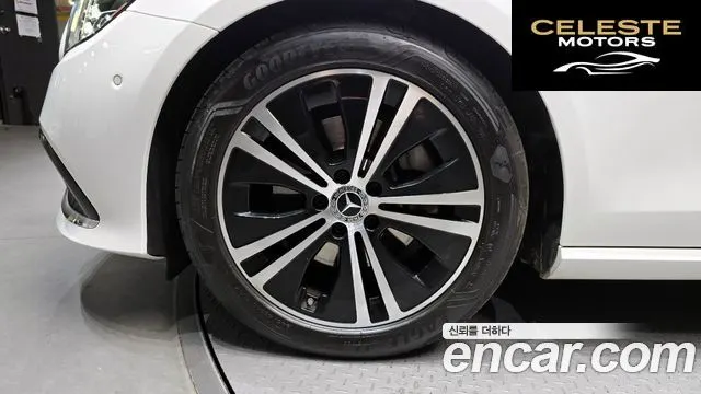 MERCEDES BENZ E-Classe W213 E250 Avantgarde 2022 — photo 5 sur 30