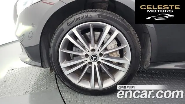 MERCEDES BENZ CLS-Classe C257 CLS400d 4MATIC 2019 — photo 5 sur 36