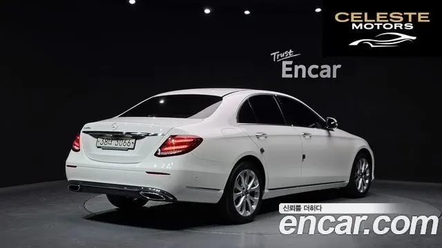 MERCEDES BENZ E-Classe W213 E220d Exclusive 2019 — photo 2 sur 30