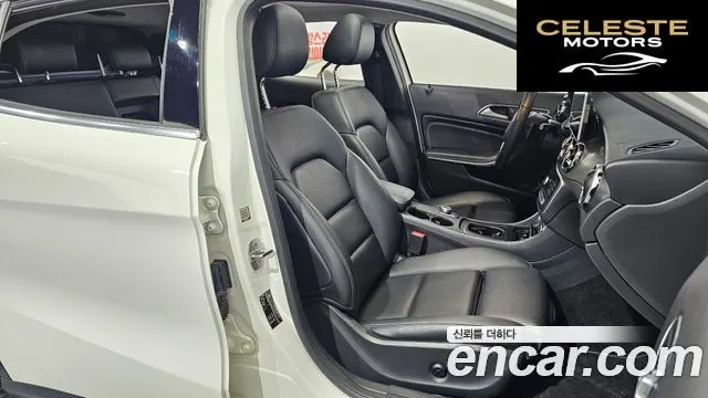 MERCEDES BENZ GLA-Classe X156 GLA220 2019 — photo 16 sur 31