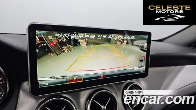 MERCEDES BENZ GLA-Classe X156 GLA220 2019 — photo 21 sur 31