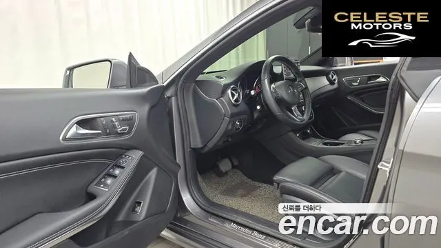 MERCEDES BENZ CLA-Classe C117 CLA250 4MATIC 2017 — photo 10 sur 20