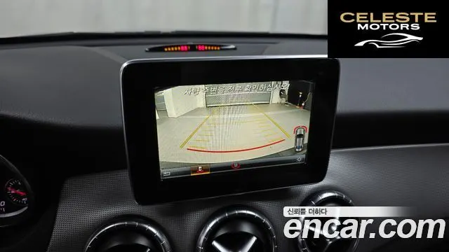MERCEDES BENZ CLA-Classe C117 CLA250 4MATIC 2017 — photo 15 sur 20
