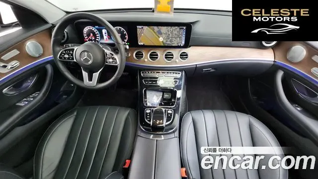 MERCEDES BENZ E-Classe W213 E300 4MATIC Exclusive 2019 — photo 24 sur 26