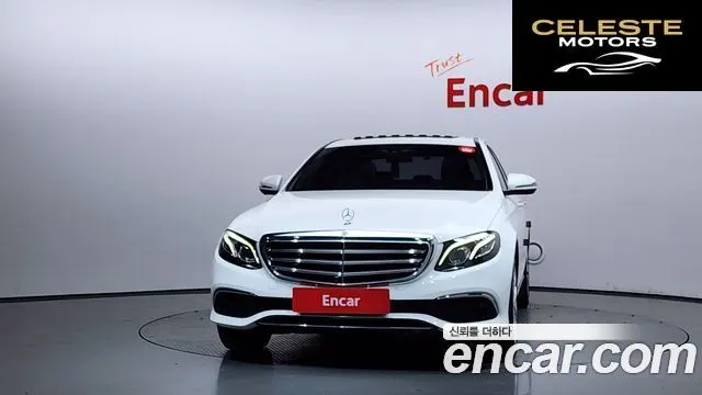 MERCEDES BENZ E-Classe W213 E300 4MATIC Exclusive 2019 — photo 3 sur 26
