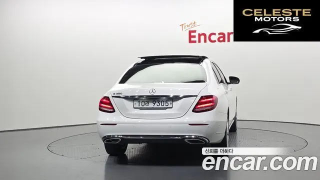 MERCEDES BENZ E-Classe W213 E300 Exclusive 2019 — photo 4 sur 30