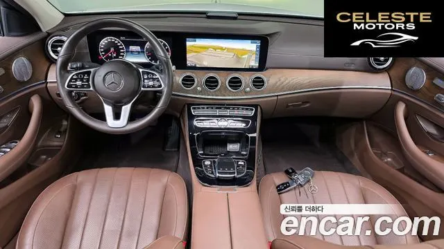MERCEDES BENZ E-Classe W213 E300 4MATIC Exclusive 2019 — photo 10 sur 34