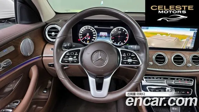 MERCEDES BENZ E-Classe W213 E300 4MATIC Exclusive 2019 — photo 19 sur 34