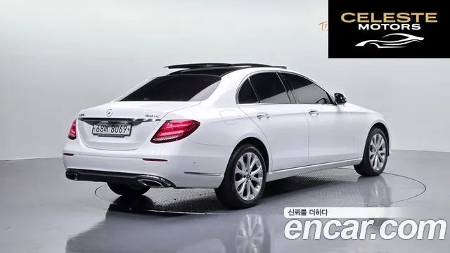 MERCEDES BENZ E-Classe W213 E300 4MATIC Exclusive 2019 — photo 2 sur 34