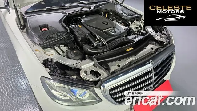 MERCEDES BENZ E-Classe W213 E300 4MATIC Exclusive 2019 — photo 6 sur 34