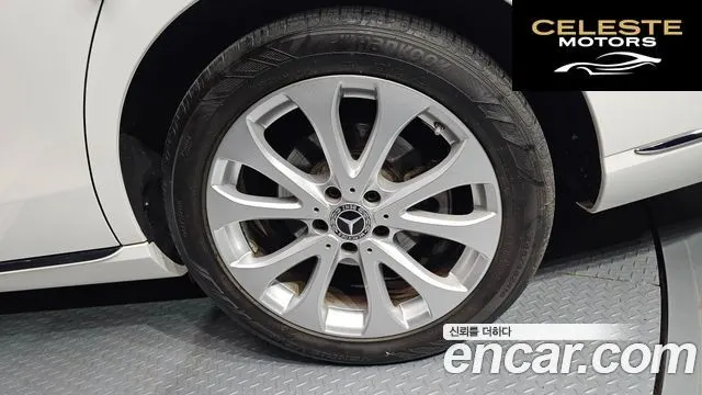 MERCEDES BENZ E-Classe W213 E220d Exclusive 2019 — photo 7 sur 30