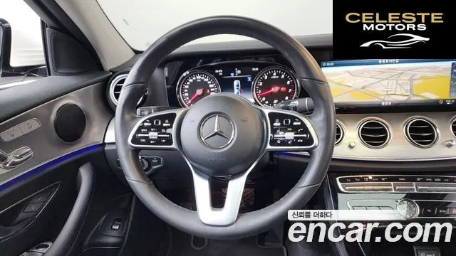 MERCEDES BENZ E-Classe W213 E300 Avantgarde 2019 — photo 14 sur 20
