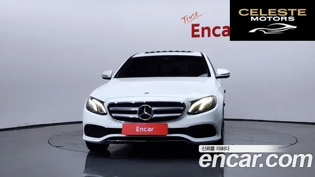 MERCEDES BENZ E-Classe W213 E300 Avantgarde 2019 — photo 3 sur 20