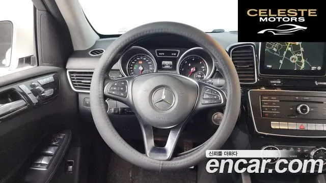 MERCEDES BENZ GLE-Classe W166 GLE250 d 4MATIC 2016 — photo 13 sur 20