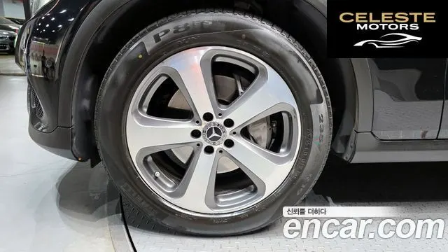 MERCEDES BENZ GLC-Classe X253 GLC300 4MATIC Coupé 2019 — photo 5 sur 36