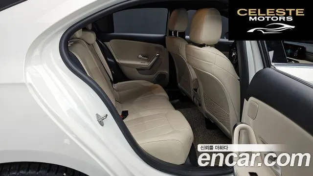 MERCEDES BENZ A-Classe W177 A200d Berline 2021 — photo 17 sur 38