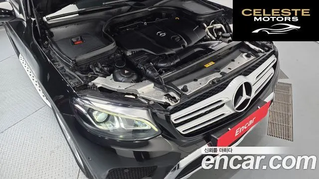 MERCEDES BENZ GLC-Classe X253 GLC220 d 4MATIC 2017 — photo 6 sur 20