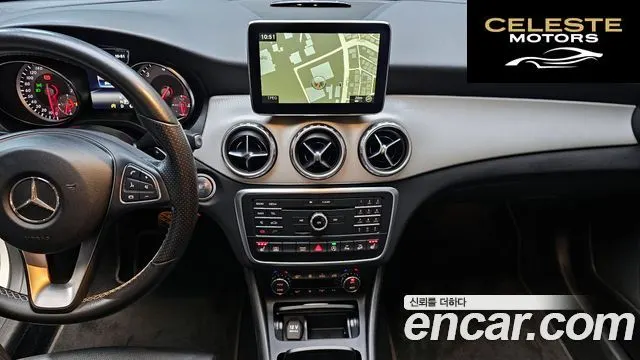 MERCEDES BENZ GLA-Classe X156 GLA200 d 4MATIC 2016 — photo 13 sur 20