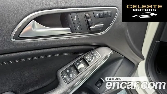 MERCEDES BENZ GLA-Classe X156 GLA200 d 4MATIC 2016 — photo 16 sur 20