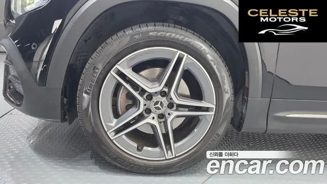 MERCEDES BENZ GLB-Classe X247 GLB250 4MATIC 2021 — photo 4 sur 31