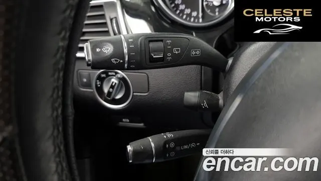 MERCEDES BENZ M-Classe W166 ML350 4MATIC 2014 — photo 12 sur 22