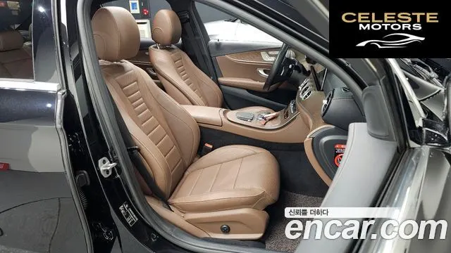 MERCEDES BENZ E-Classe W213 E300e 4MATIC Exclusive 2021 — photo 15 sur 36