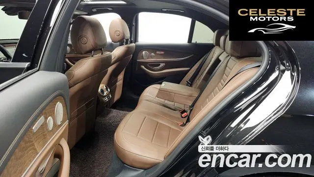 MERCEDES BENZ E-Classe W213 E300e 4MATIC Exclusive 2021 — photo 16 sur 36