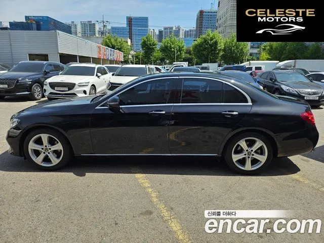 MERCEDES BENZ E-Classe W213 E200 Avantgarde 2018 — photo 2 sur 26