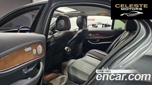 MERCEDES BENZ E-Classe W213 E300 4MATIC Exclusive 2020 — photo 11 sur 26