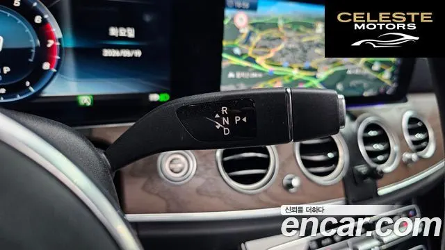 MERCEDES BENZ E-Classe W213 E300 4MATIC Exclusive 2020 — photo 9 sur 26