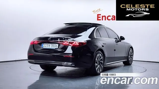 MERCEDES BENZ E-Classe W214 E300 4MATIC Exclusive 2025 — photo 2 sur 38