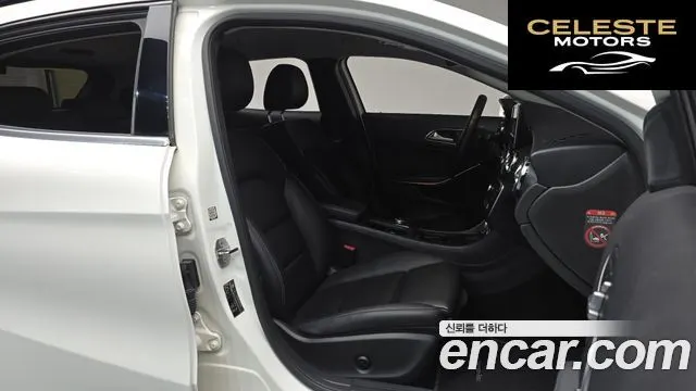 MERCEDES BENZ GLA-Classe X156 GLA220 2019 — photo 16 sur 37