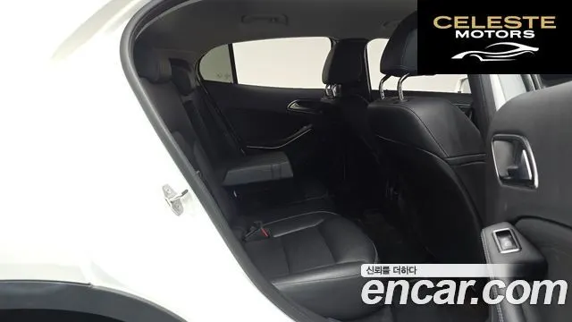 MERCEDES BENZ GLA-Classe X156 GLA220 2019 — photo 17 sur 37