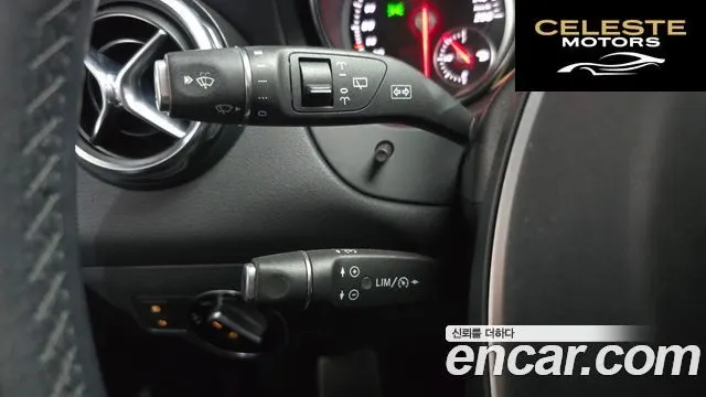 MERCEDES BENZ GLA-Classe X156 GLA220 2019 — photo 22 sur 37