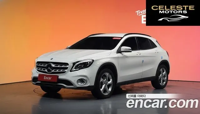 MERCEDES BENZ GLA-Classe X156 GLA220 2019 — photo 31 sur 37